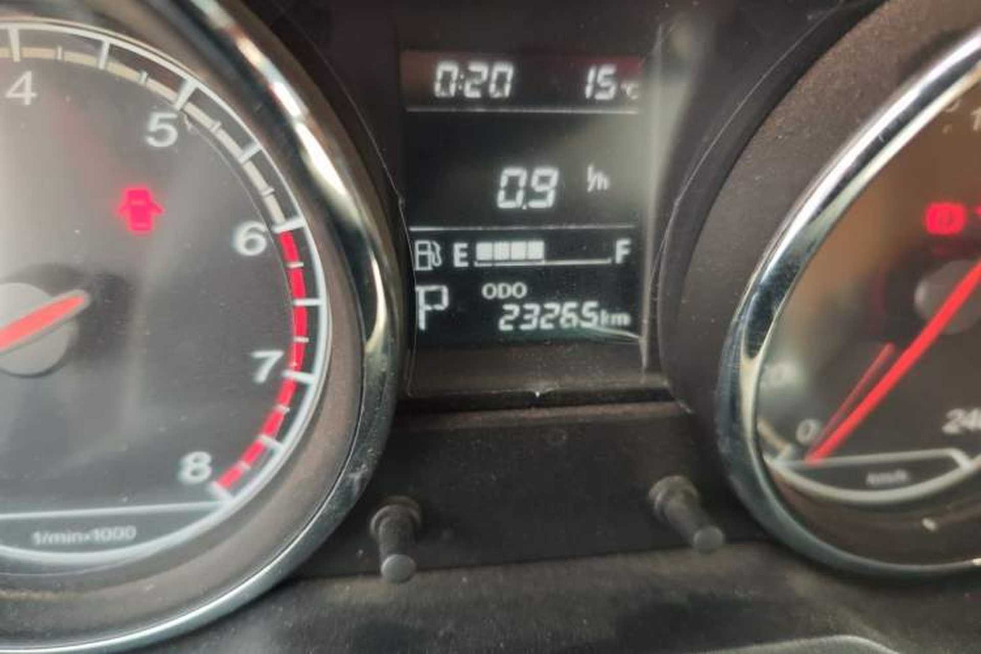 Used Bestune B30 2016 1.6L Automatic Luxury Model Odometer Close Up