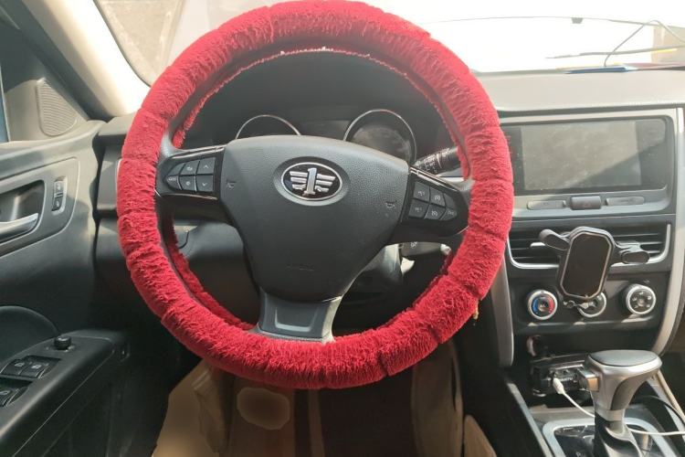 Used Bestune B30 2016 1.6L Automatic Luxury Model Steering Wheel