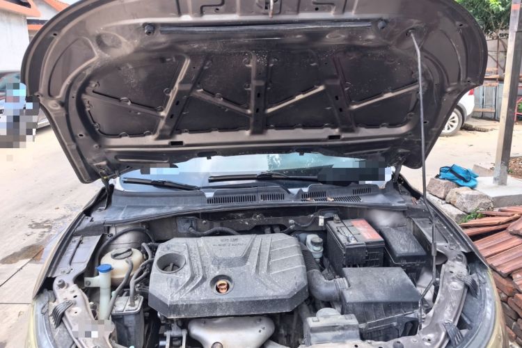 Used Bestune B30 2016 1.6L Automatic Premium Edition Engine Bay