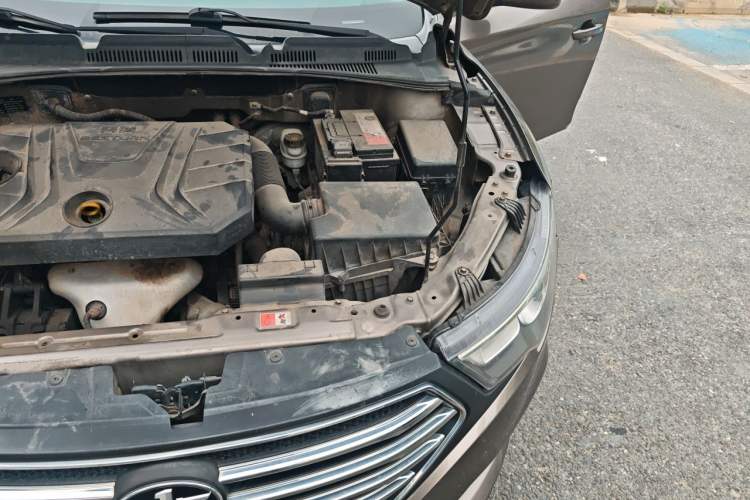 Used Bestune B30 2016 1.6L Automatic Luxury Model Engine Bay Left
