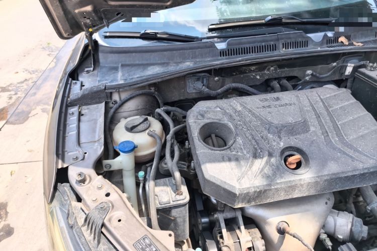Used Bestune B30 2016 1.6L Automatic Premium Edition Engine Bay Right
