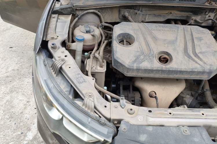 Used Bestune B30 2016 1.6L manual luxury version Engine Bay Right