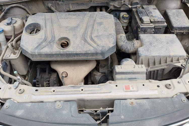 Used Bestune B30 2016 1.6L manual luxury version Engine Bay