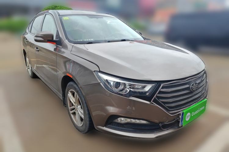 Used Bestune B30 2016 1.6L manual Comfort trim level Front Right 45 Deg