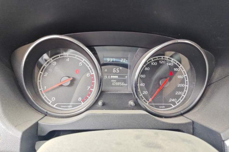 Used Bestune B30 2016 1.6L manual Comfort trim level Instrument Cluster