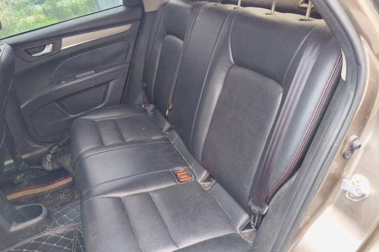 Used Bestune B30 2016 1.6L manual luxury version Left Rear Seat