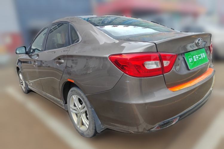 Used Bestune B30 2016 1.6L manual Comfort trim level Rear Left 45 Deg