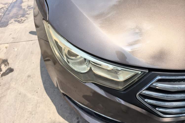Used Bestune B30 2016 1.6L Automatic Premium Edition Right Front Headlight