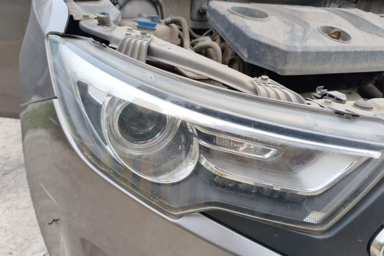 Used Bestune B30 2016 1.6L manual luxury version Right Front Headlight