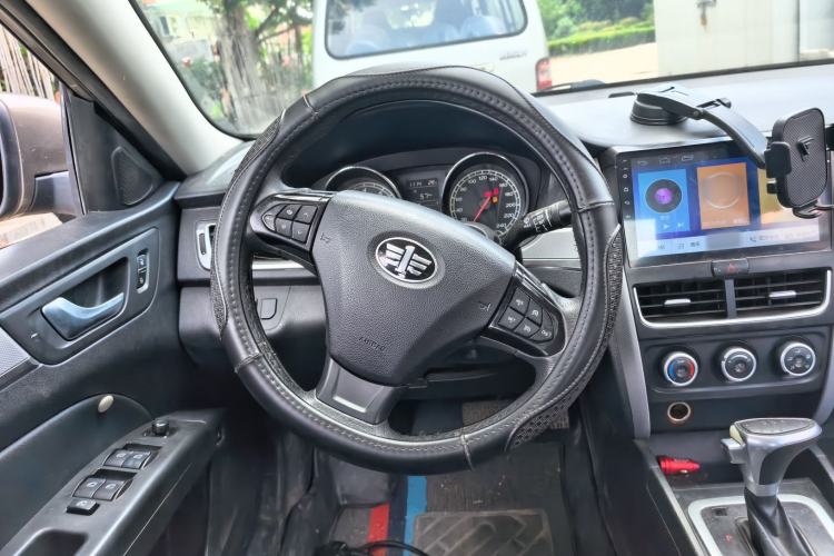 Used Bestune B30 2016 1.6L Automatic Premium Edition Steering Wheel