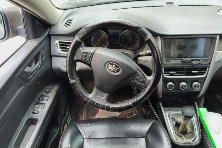 Used Bestune B30 2016 1.6L manual luxury version Steering Wheel