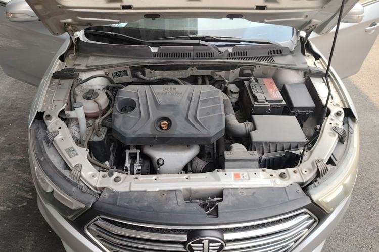 Used Bestune B30 2016 1.6L Automatic Luxury Model Engine Bay