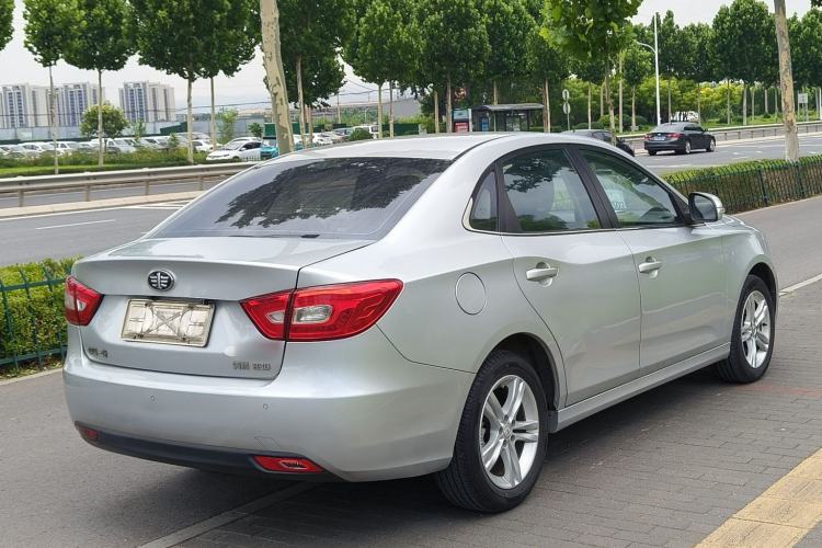 Used Bestune B30 2016 1.6L Automatic Luxury Model Exterior 6