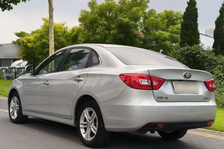 Used Bestune B30 2016 1.6L Automatic Luxury Model Exterior 8