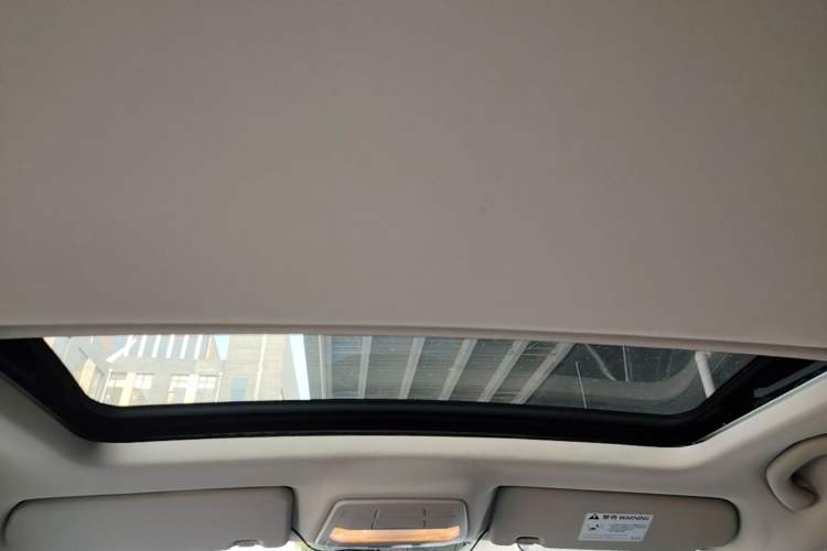 Used Bestune B30 2016 1.6L Automatic Luxury Model Headliner