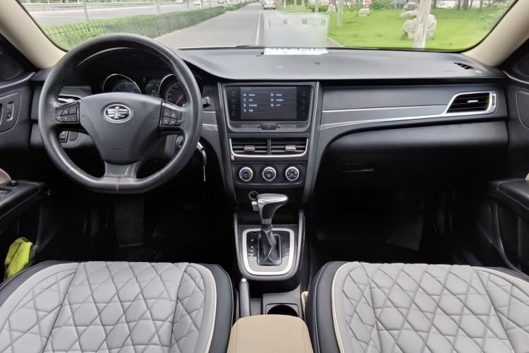 Used Bestune B30 2016 1.6L Automatic Luxury Model Interior 5