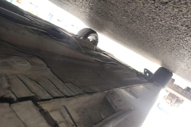Used Bestune B30 2016 1.6L Automatic Luxury Model Right Side Sill