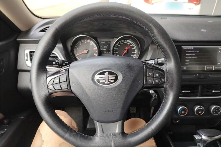 Used Bestune B30 2016 1.6L Automatic Luxury Model Steering Wheel