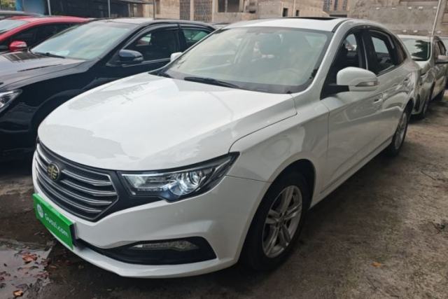 Ojetý Bestune B30 2016 1.6L Automatic Luxury Model