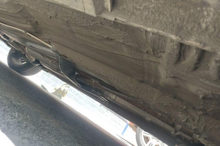 Used Bestune B30 2016 1.6L manual luxury version Chassis Front Right