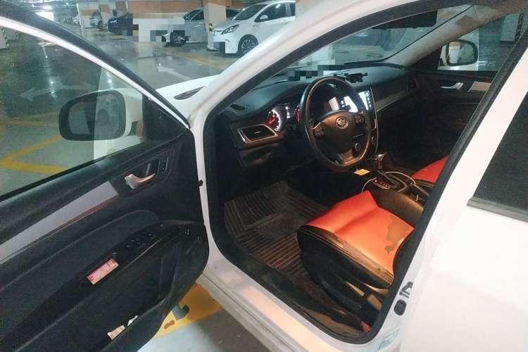 Used Bestune B30 2016 1.6L Automatic Luxury Model Driver Seat