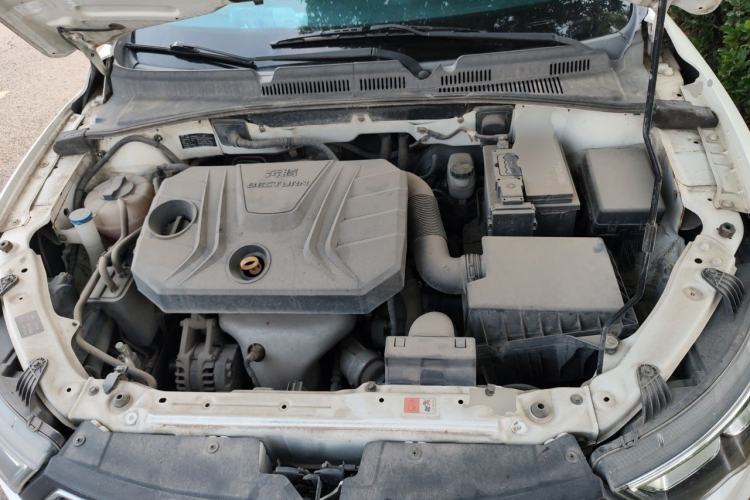 Used Bestune B30 2016 1.6L manual luxury version Engine Bay