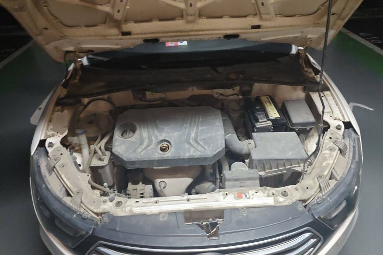 Used Bestune B30 2016 1.6L manual luxury version Engine Bay