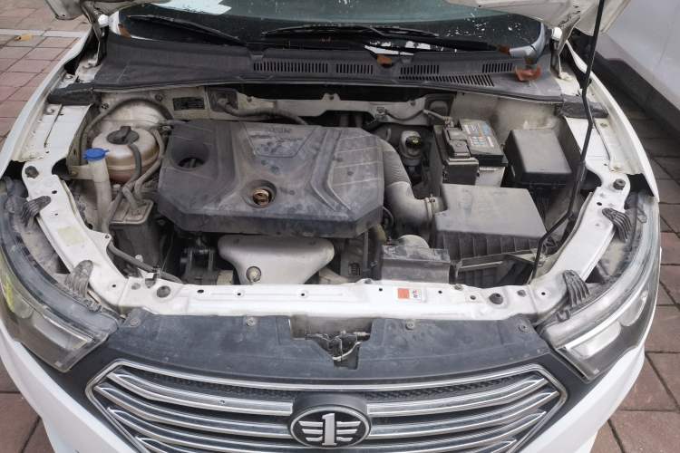 Used Bestune B30 2016 1.6L Automatic Luxury Model Engine Bay