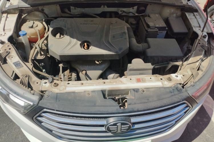 Used Bestune B30 2016 1.6L manual luxury version Engine Bay
