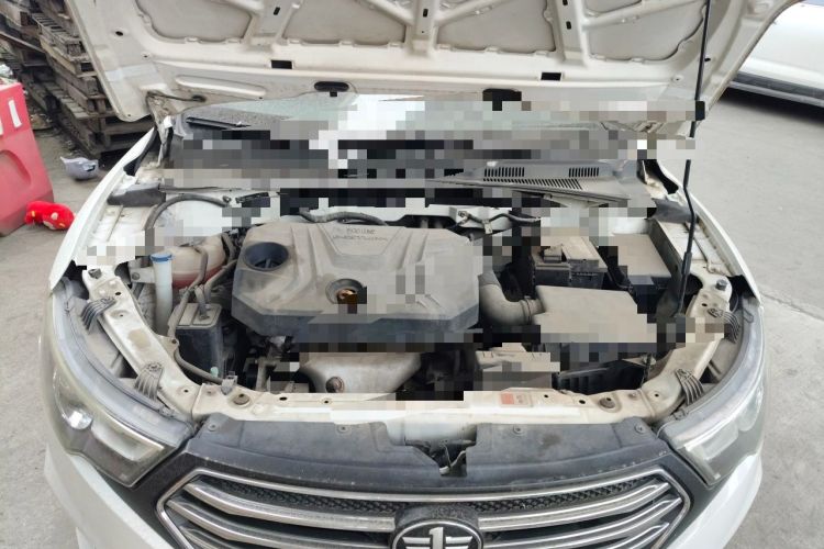 Used Bestune B30 2016 1.6L manual luxury version Engine Bay