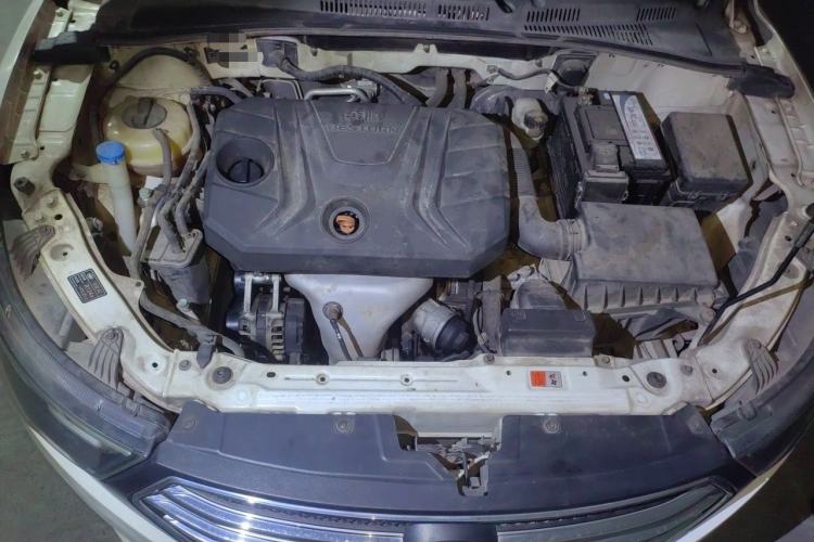 Used Bestune B30 2016 1.6L Automatic Luxury Model Engine Bay