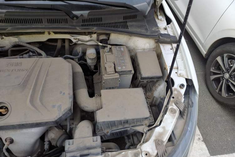 Used Bestune B30 2016 1.6L manual luxury version Engine Bay Left