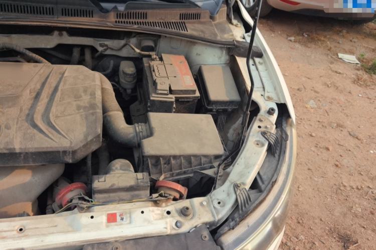 Used Bestune B30 2016 1.6L manual luxury version Engine Bay Left