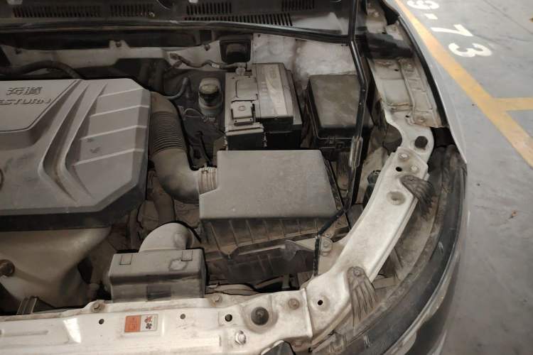 Used Bestune B30 2016 1.6L Automatic Luxury Model Engine Bay Left