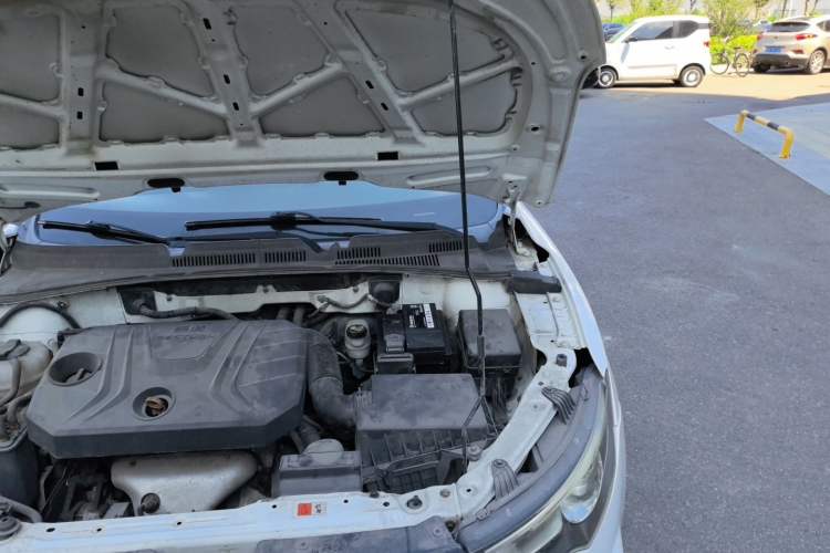 Used Bestune B30 2016 1.6L manual luxury version Engine Bay Left