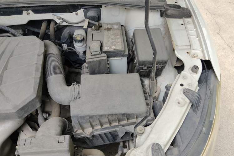 Used Bestune B30 2016 1.6L Manual Premium Edition Engine Bay Left