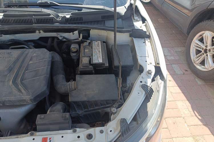 Used Bestune B30 2016 1.6L Automatic Luxury Model Engine Bay Left