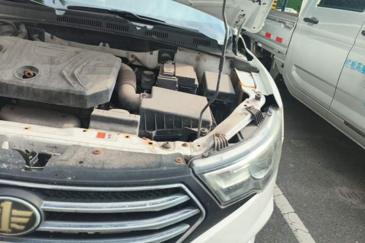 Used Bestune B30 2016 1.6L Automatic Premium Edition Engine Bay Left