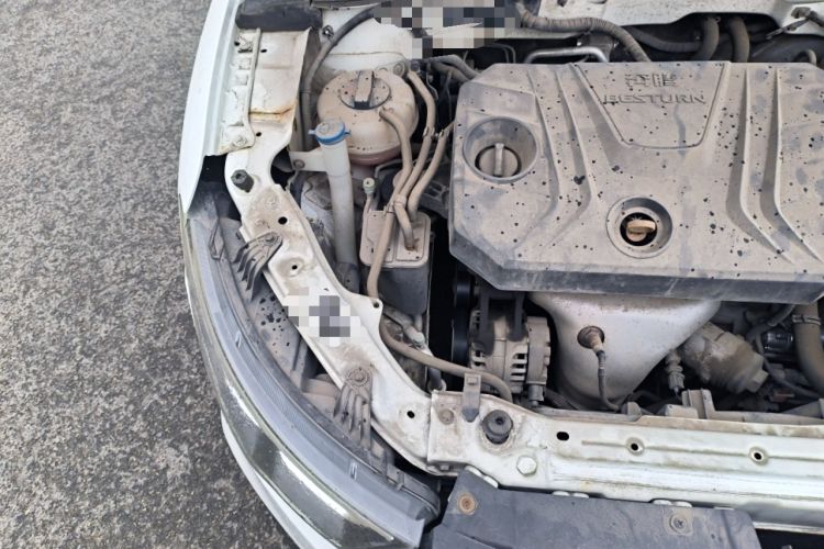 Used Bestune B30 2016 1.6L manual luxury version Engine Bay Right