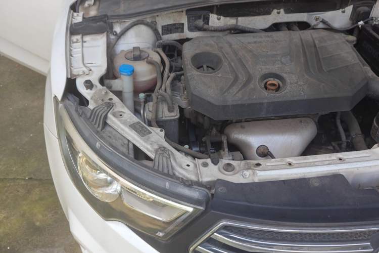 Used Bestune B30 2016 1.6L Manual Premium Edition Engine Bay Right