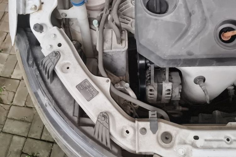 Used Bestune B30 2016 1.6L manual luxury version Engine Bay Right