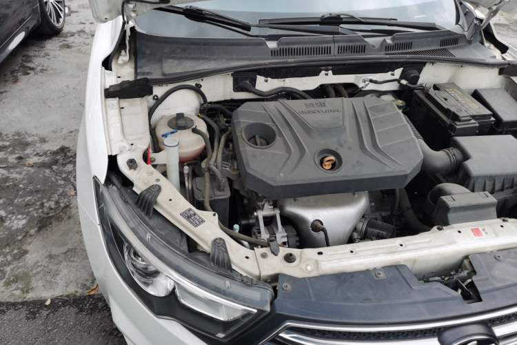 Used Bestune B30 2016 1.6L manual luxury version Engine Bay Right