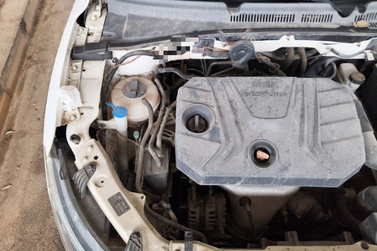 Used Bestune B30 2016 1.6L Automatic Luxury Model Engine Bay Right