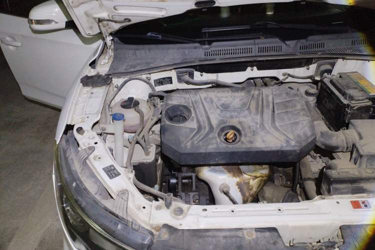 Used Bestune B30 2016 1.6L Automatic 10th Anniversary Edition Engine Bay Right