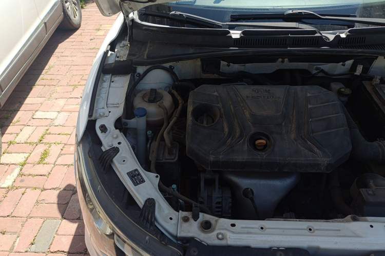 Used Bestune B30 2016 1.6L Automatic Luxury Model Engine Bay Right