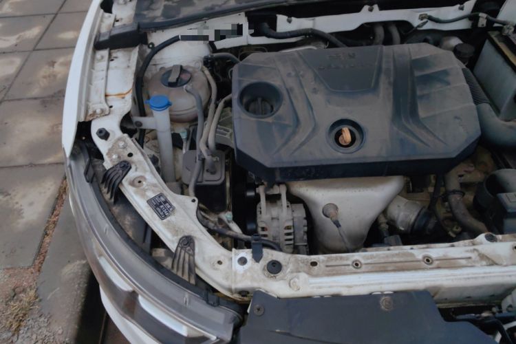 Used Bestune B30 2016 1.6L Automatic Luxury Model Engine Bay Right