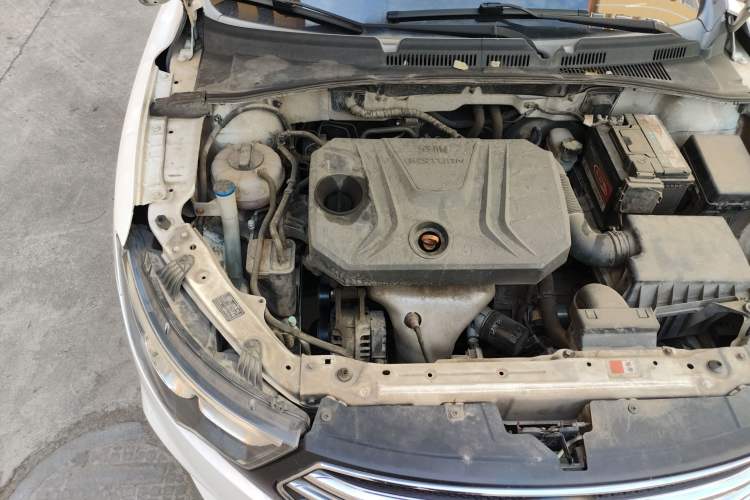 Used Bestune B30 2016 1.6L manual luxury version Engine Bay Right