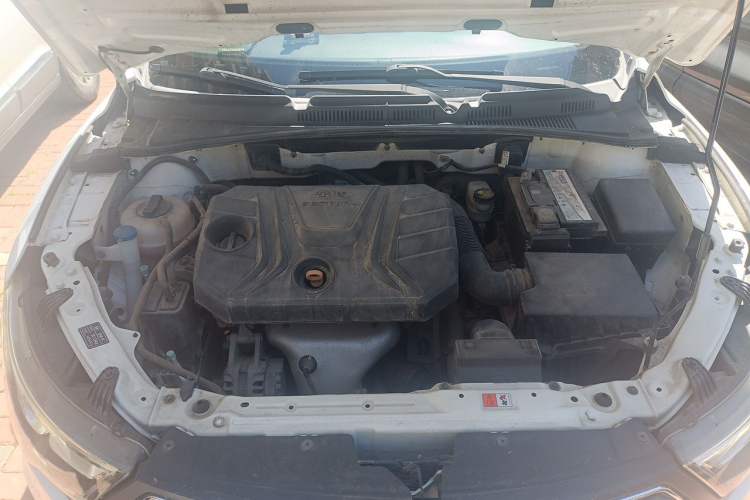 Used Bestune B30 2016 1.6L Automatic Luxury Model Engine Bay