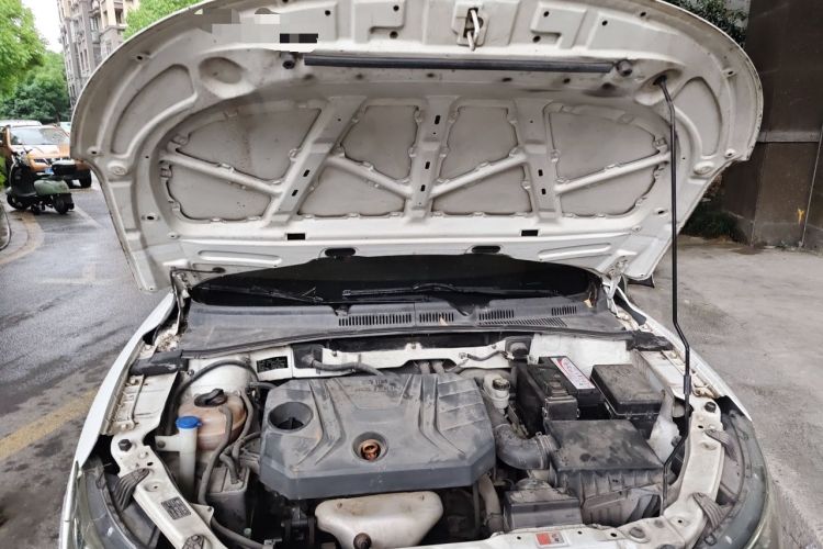 Used Bestune B30 2016 1.6L manual luxury version Engine Bay