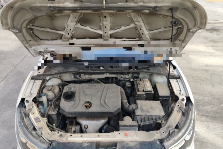 Used Bestune B30 2016 1.6L manual luxury version Engine Bay